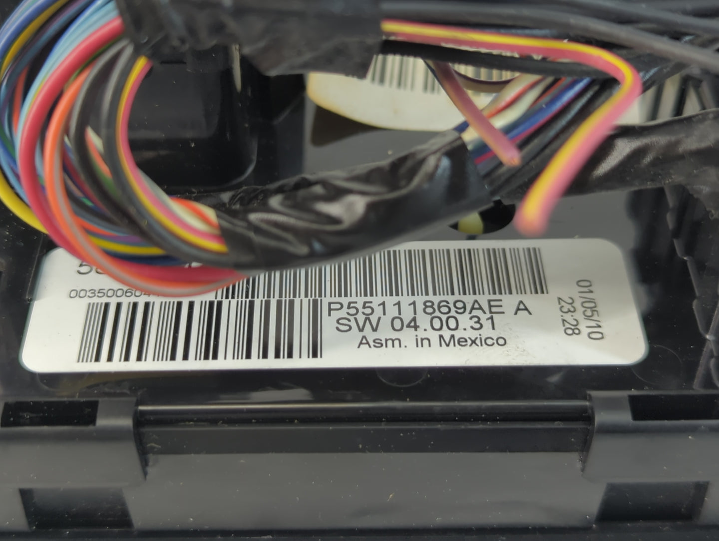2009-2011 Volkswagen Routan Climate Control Module Temperature AC/Heater Replacement P/N:P55111869AE Fits Fits 2009 2010 201