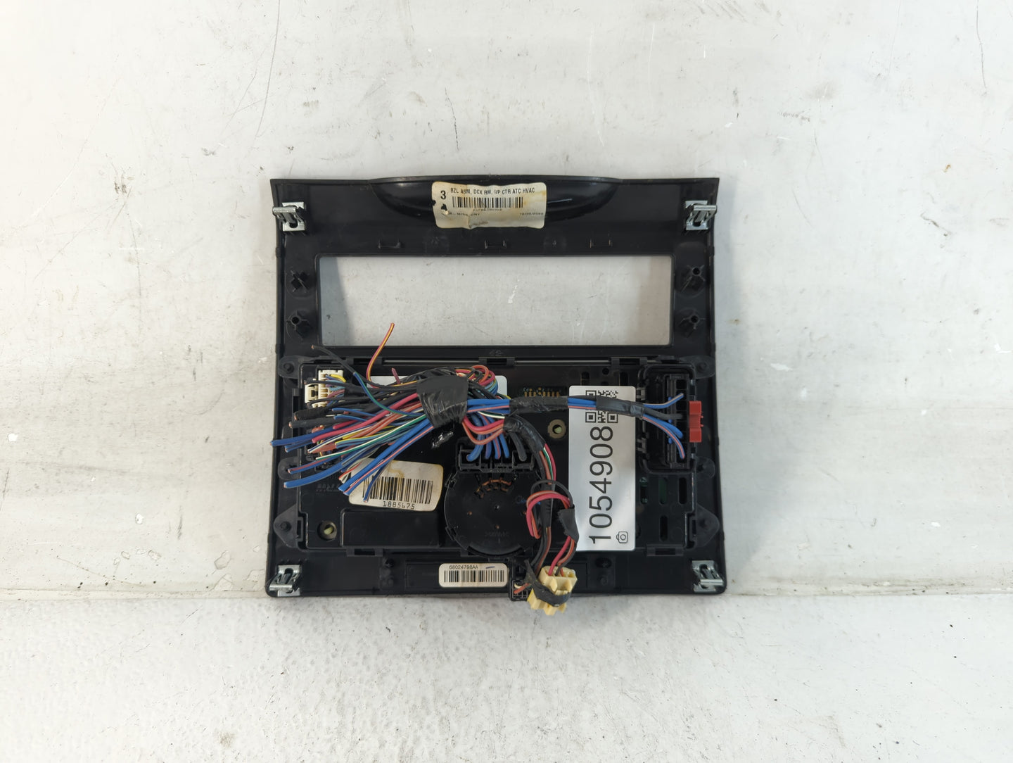 2009-2011 Volkswagen Routan Climate Control Module Temperature AC/Heater Replacement P/N:P55111869AE Fits Fits 2009 2010 201