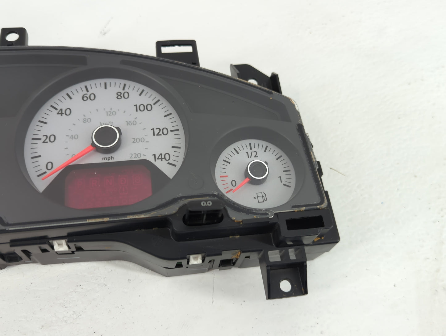 2009-2010 Volkswagen Routan Instrument Cluster Speedometer Gauges P/N:68055188AD Fits Fits 2009 2010 OEM Used Auto Parts - O