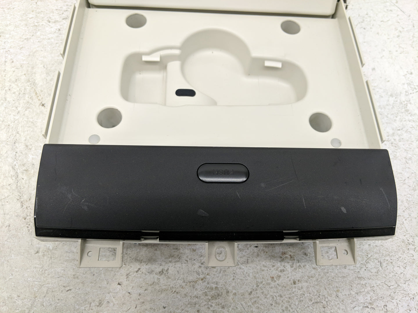 2009-2014 Volkswagen Routan Information Display Screen - Oemusedautoparts1.com