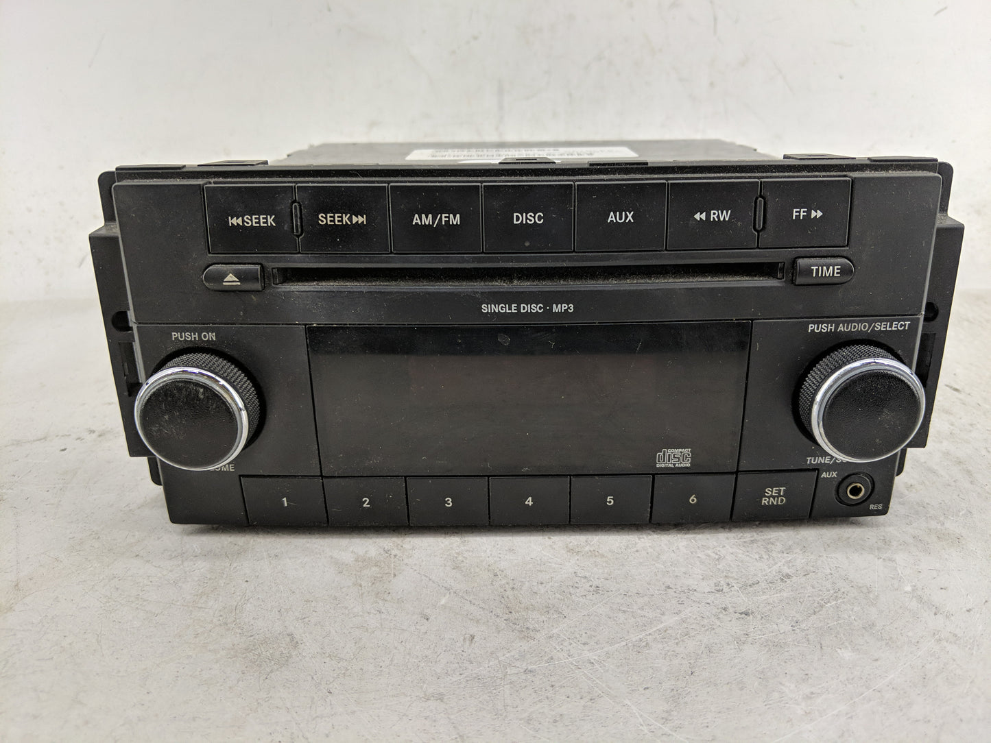2009-2011 Volkswagen Routan Radio AM FM Cd Player Receiver Replacement P/N:P68050440AC Fits Fits 2009 2010 2011 OEM Used Aut