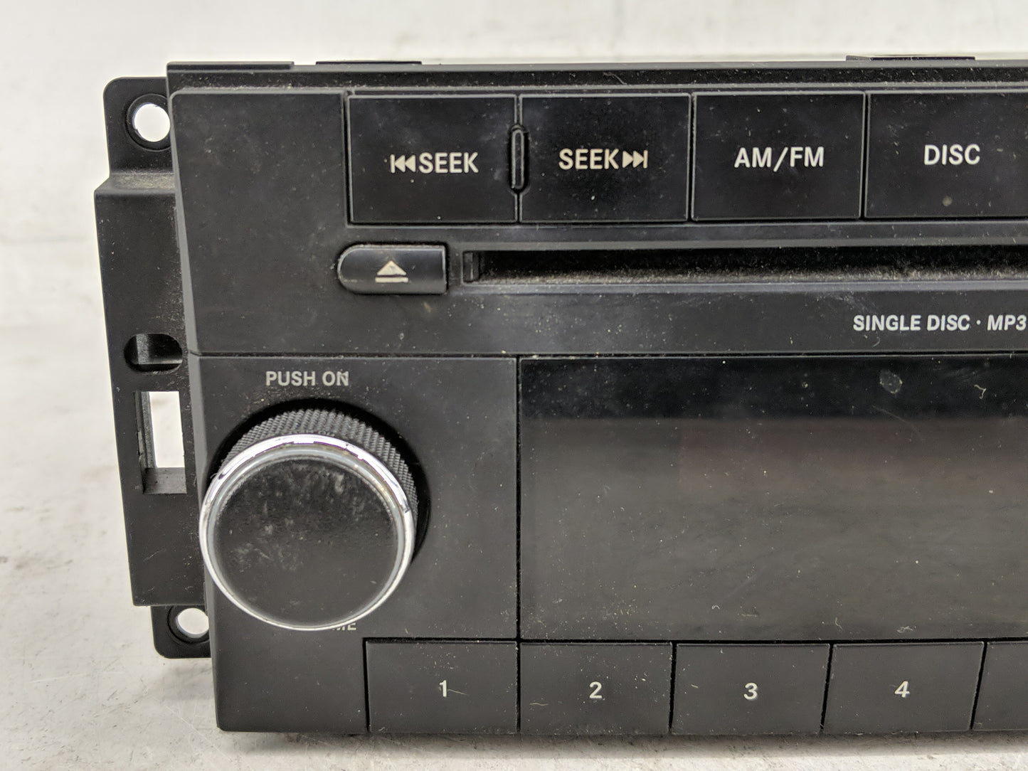 2009-2011 Volkswagen Routan Radio AM FM Cd Player Receiver Replacement P/N:P68050440AC Fits Fits 2009 2010 2011 OEM Used Aut