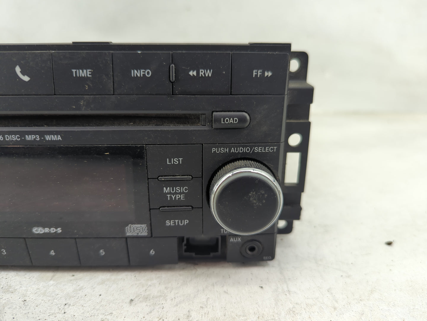 2010 Volkswagen Routan Radio AM FM Cd Player Receiver Replacement P/N:68050442AC TT1AA1250A1588 Fits OEM Used Auto Parts - O