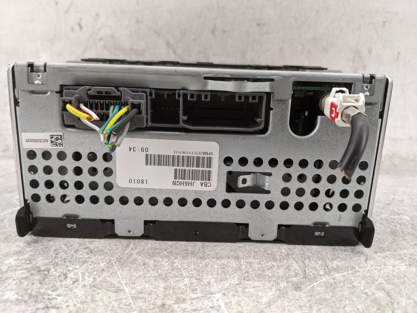 2009-2011 Volkswagen Routan Radio AM FM Cd Player Receiver Replacement P/N:P68050440AC Fits Fits 2009 2010 2011 OEM Used Aut