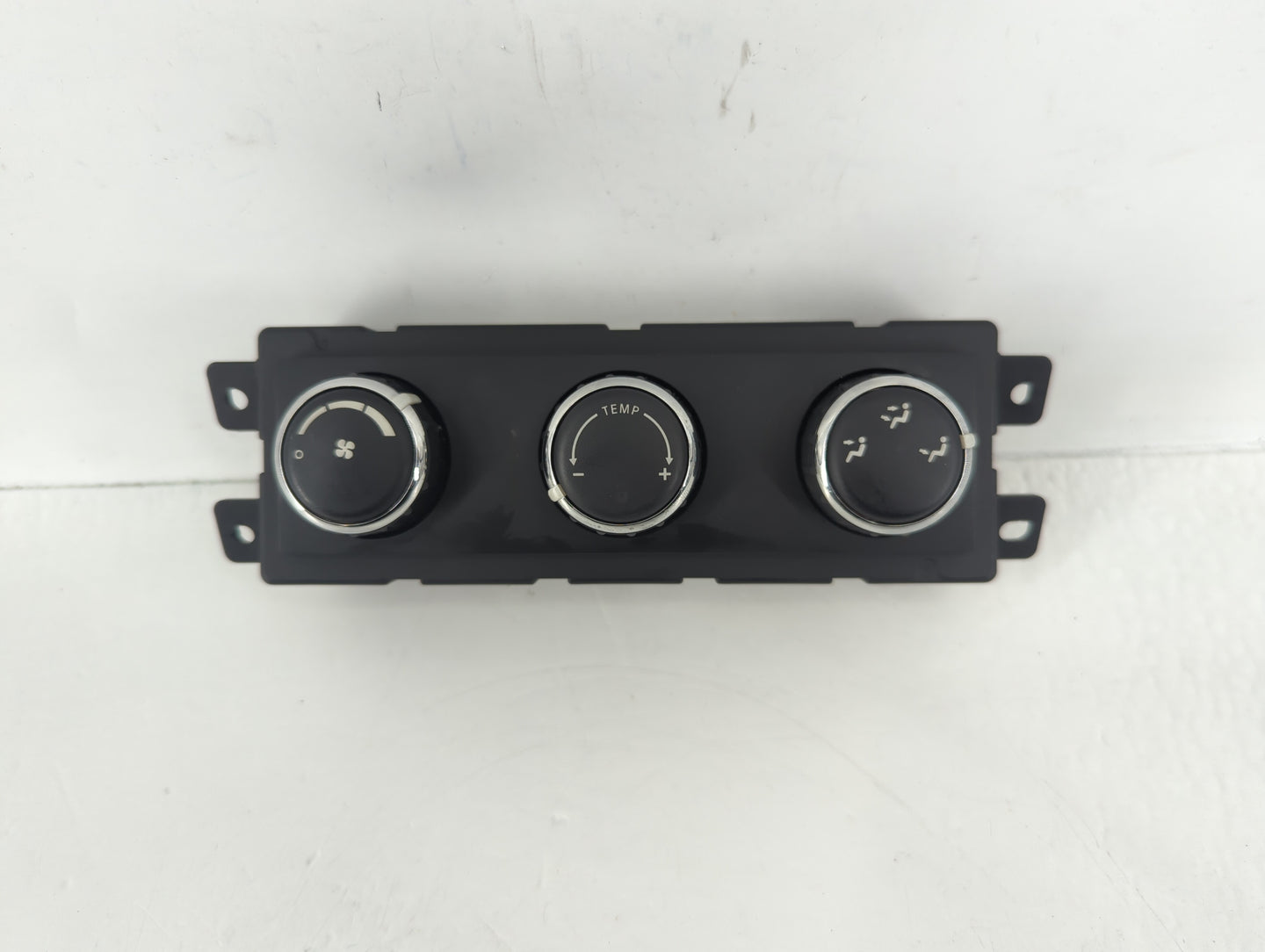2009-2014 Volkswagen Routan Climate Control Module Temperature AC/Heater Replacement P/N:55111896AB Fits OEM Used Auto Parts