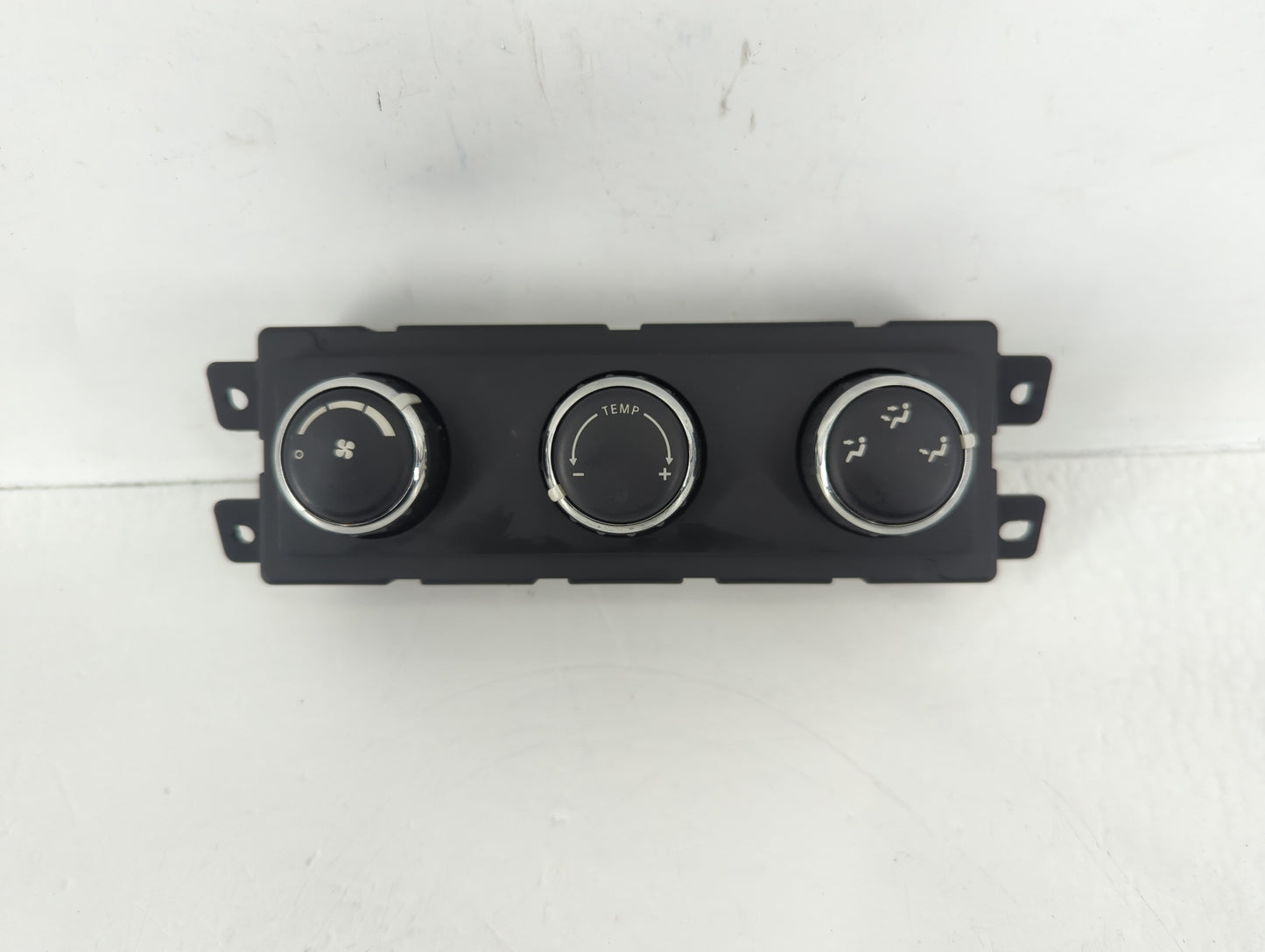2009-2014 Volkswagen Routan Climate Control Module Temperature AC/Heater Replacement P/N:55111896AB Fits OEM Used Auto Parts