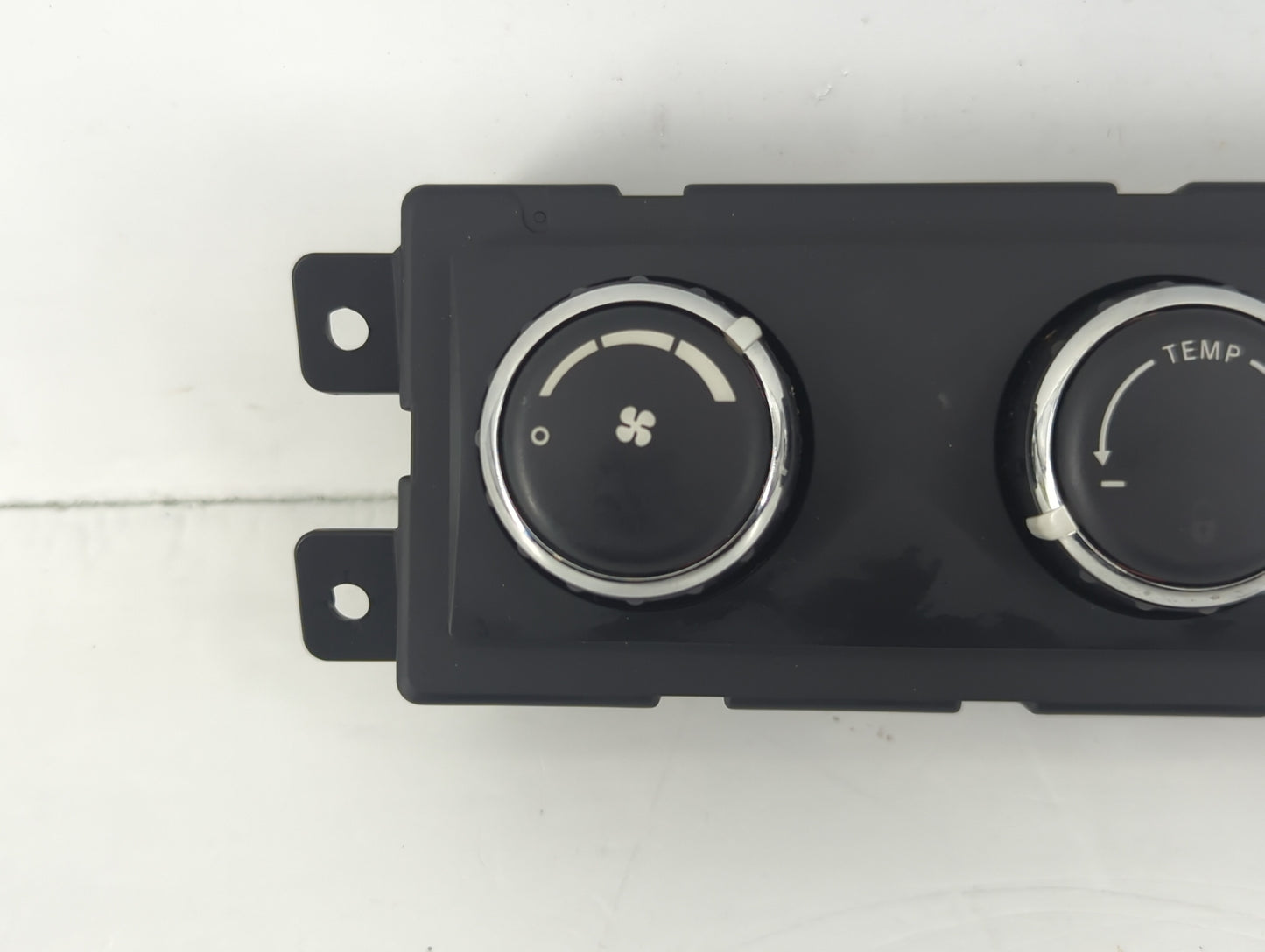 2009-2014 Volkswagen Routan Climate Control Module Temperature AC/Heater Replacement P/N:55111896AB Fits OEM Used Auto Parts