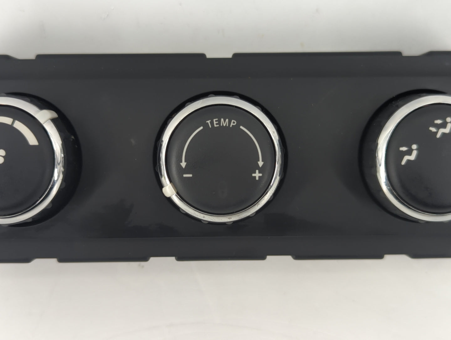 2009-2014 Volkswagen Routan Climate Control Module Temperature AC/Heater Replacement P/N:55111896AB Fits OEM Used Auto Parts