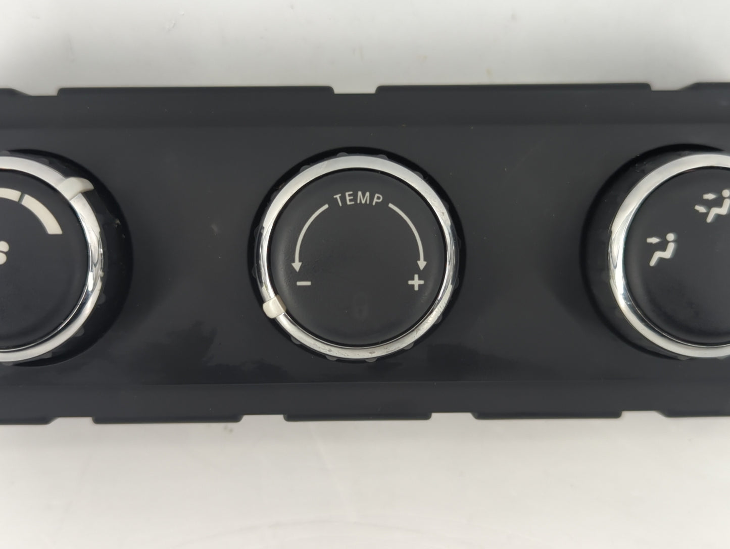 2009-2014 Volkswagen Routan Climate Control Module Temperature AC/Heater Replacement P/N:55111896AB Fits OEM Used Auto Parts
