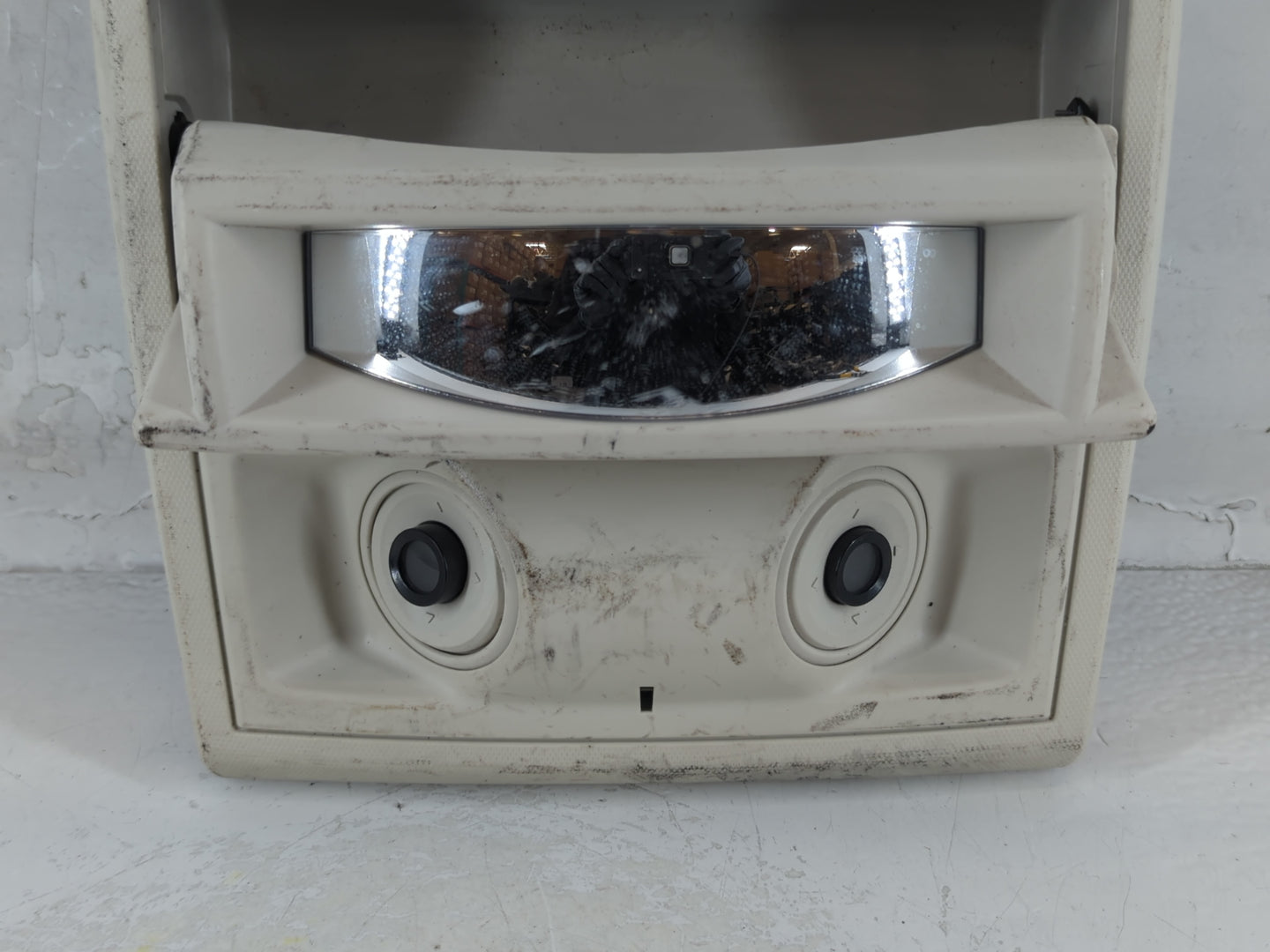 2009-2014 Volkswagen Routan Overhead Roof Console Interior Dome Light - Oemusedautoparts1.com