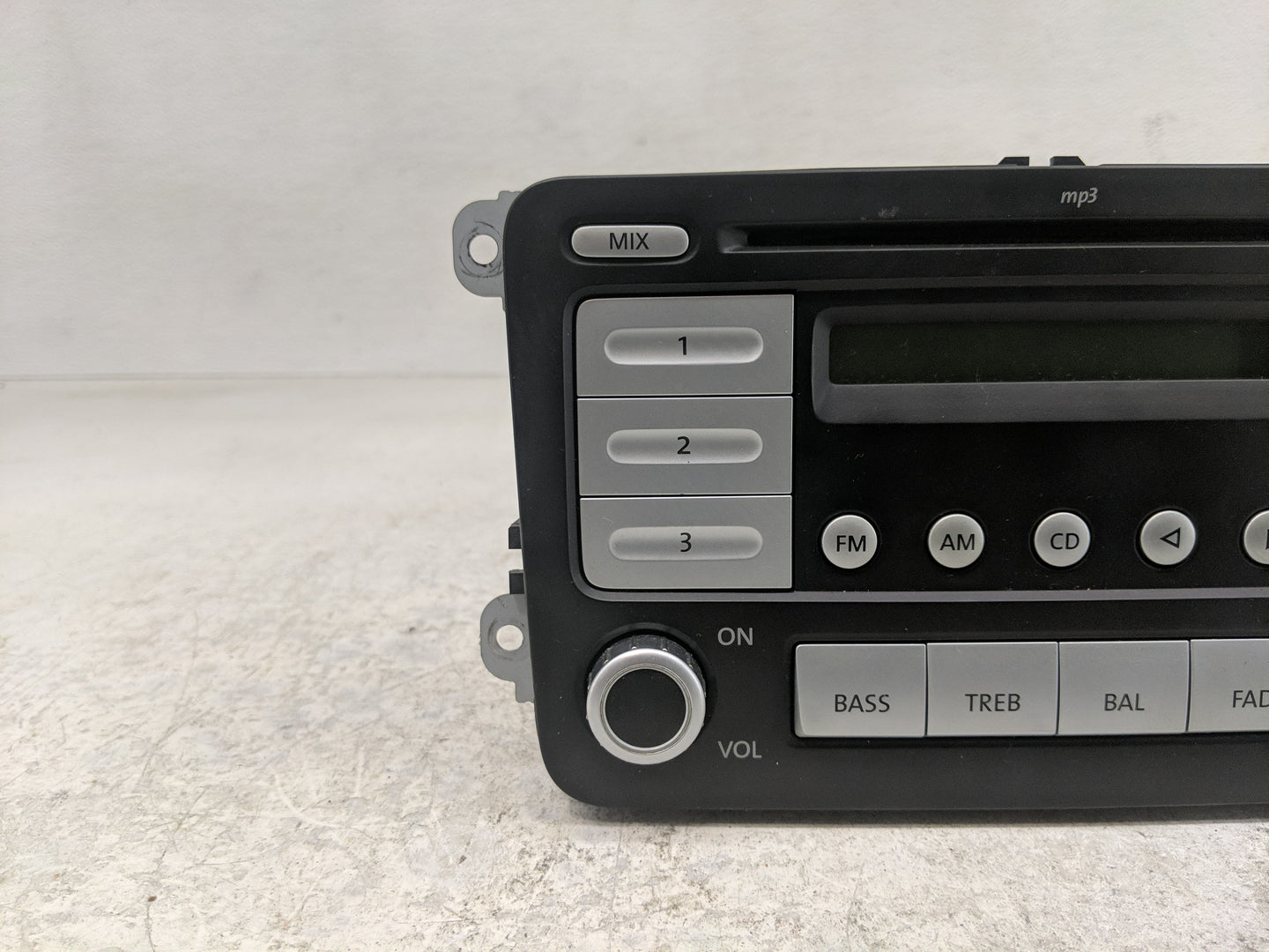2009-2017 Volkswagen Tiguan Radio AM FM Cd Player Receiver Replacement P/N:1K0 035 161 Fits OEM Used Auto Parts - Oemusedaut