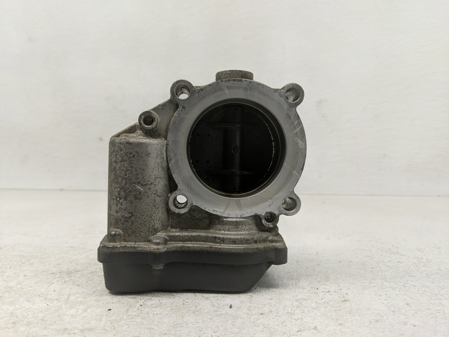 2010 Volkswagen Tiguan Throttle Body Fits OEM Used Auto Parts - Oemusedautoparts1.com