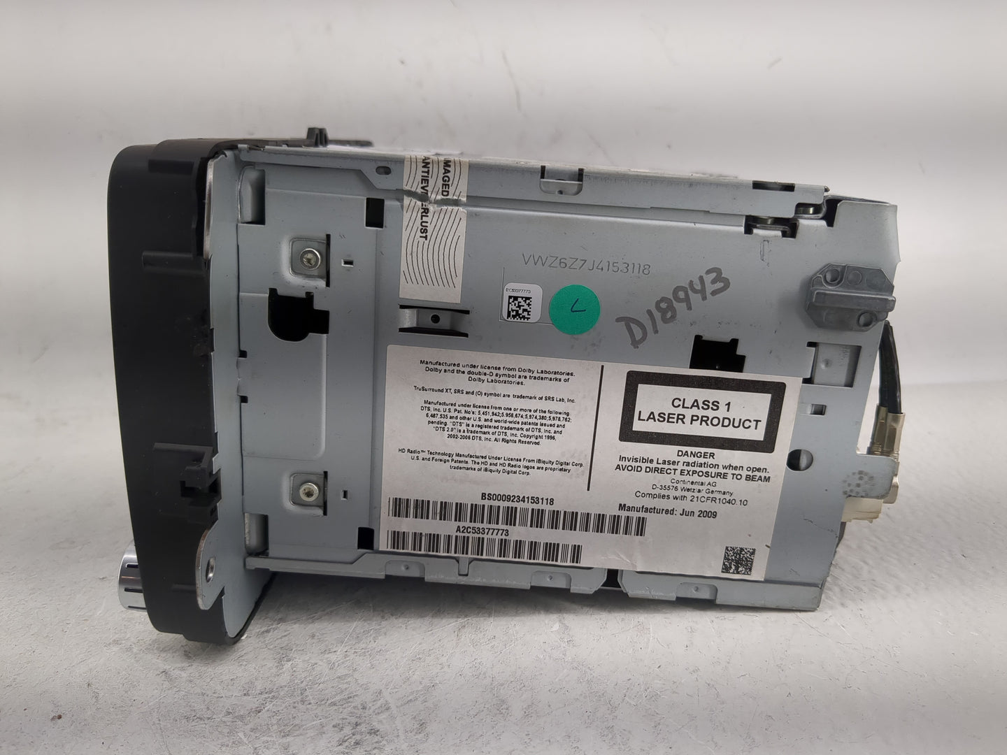 2009-2017 Volkswagen Tiguan Radio AM FM Cd Player Receiver Replacement P/N:3C0 035 684 A Fits OEM Used Auto Parts - Oemuseda