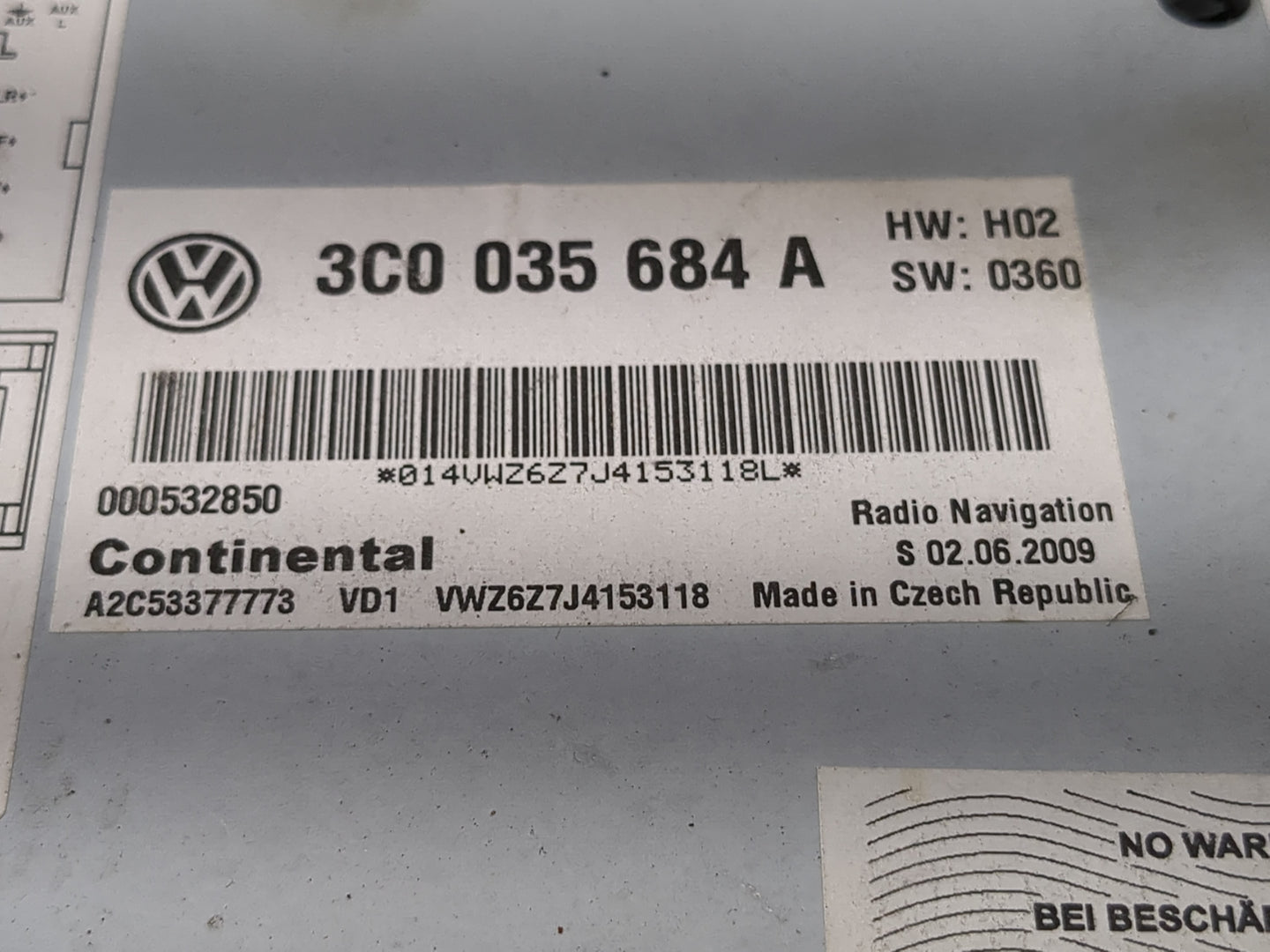 2009-2017 Volkswagen Tiguan Radio AM FM Cd Player Receiver Replacement P/N:3C0 035 684 A Fits OEM Used Auto Parts - Oemuseda