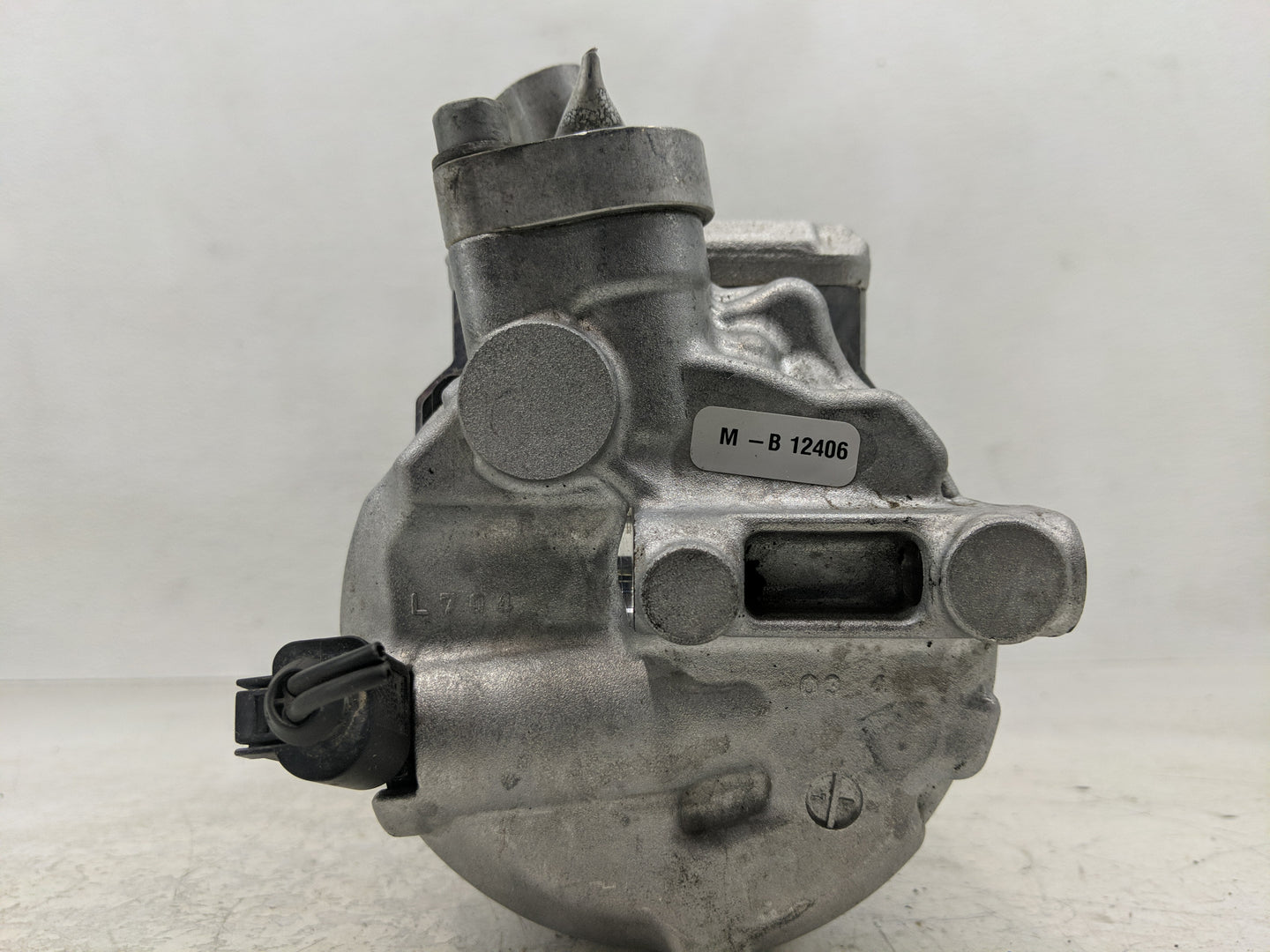 2009-2015 Volkswagen Tiguan Air Conditioning A/c Ac Compressor Oem - Oemusedautoparts1.com