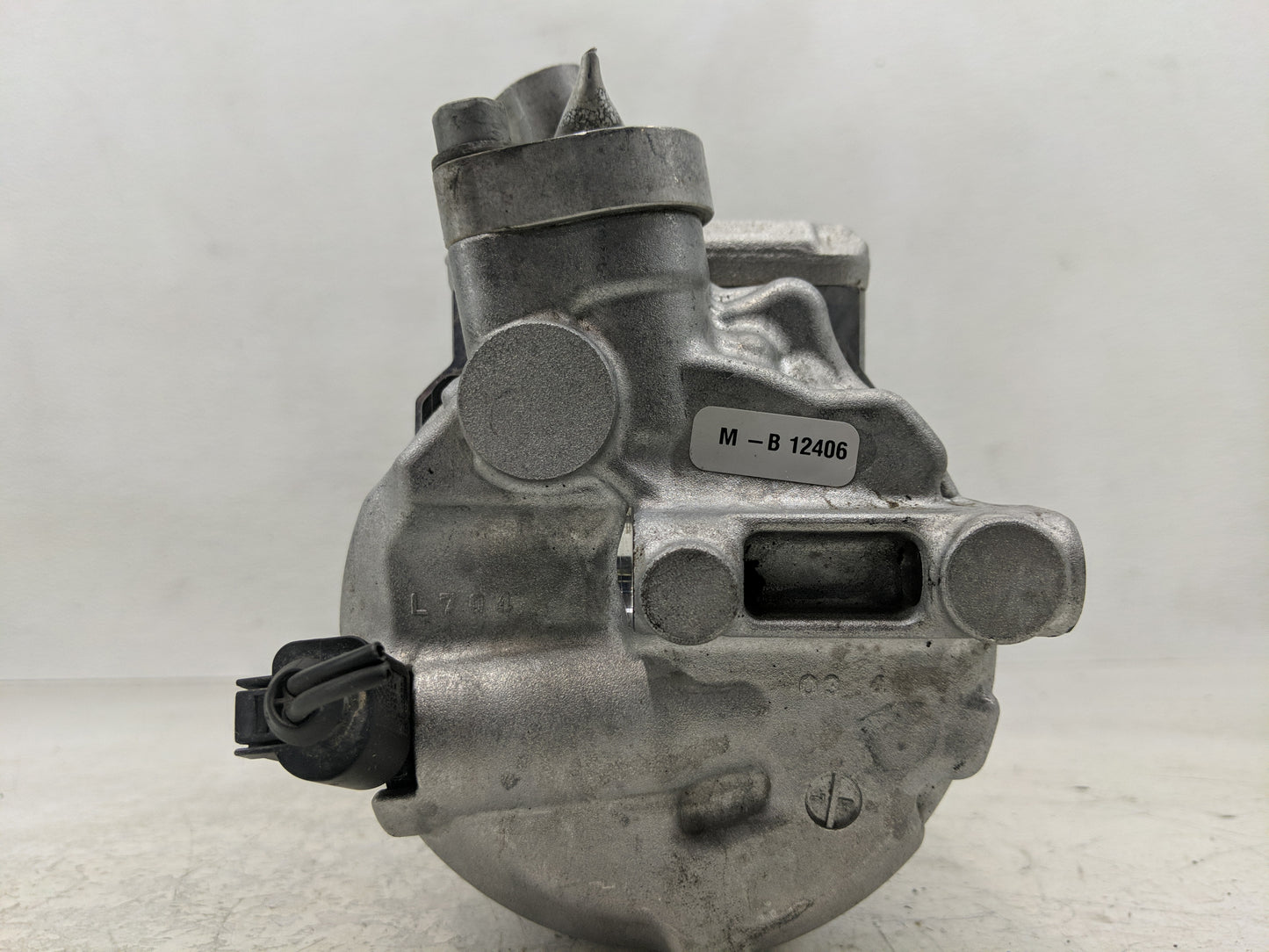 2009-2015 Volkswagen Tiguan Air Conditioning A/c Ac Compressor Oem - Oemusedautoparts1.com