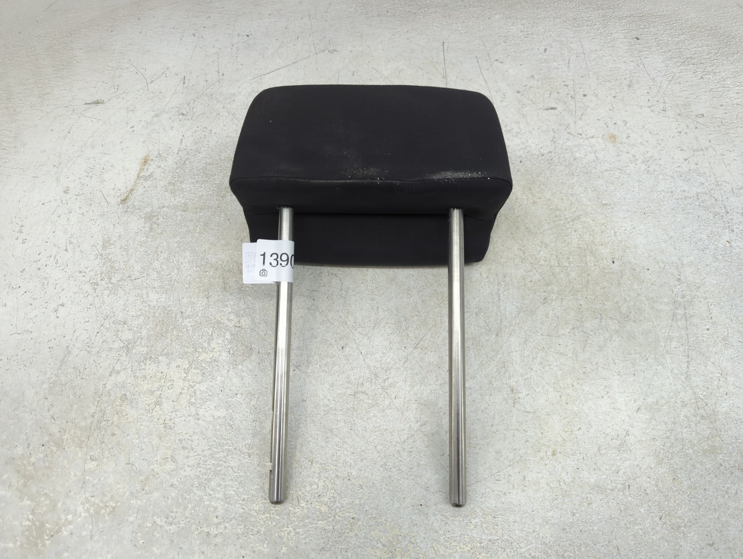 2009-2014 Volkswagen Tiguan Headrest Head Rest Rear Center Seat Fits Fits 2009 2010 2011 2012 2013 2014 OEM Used Auto Parts 