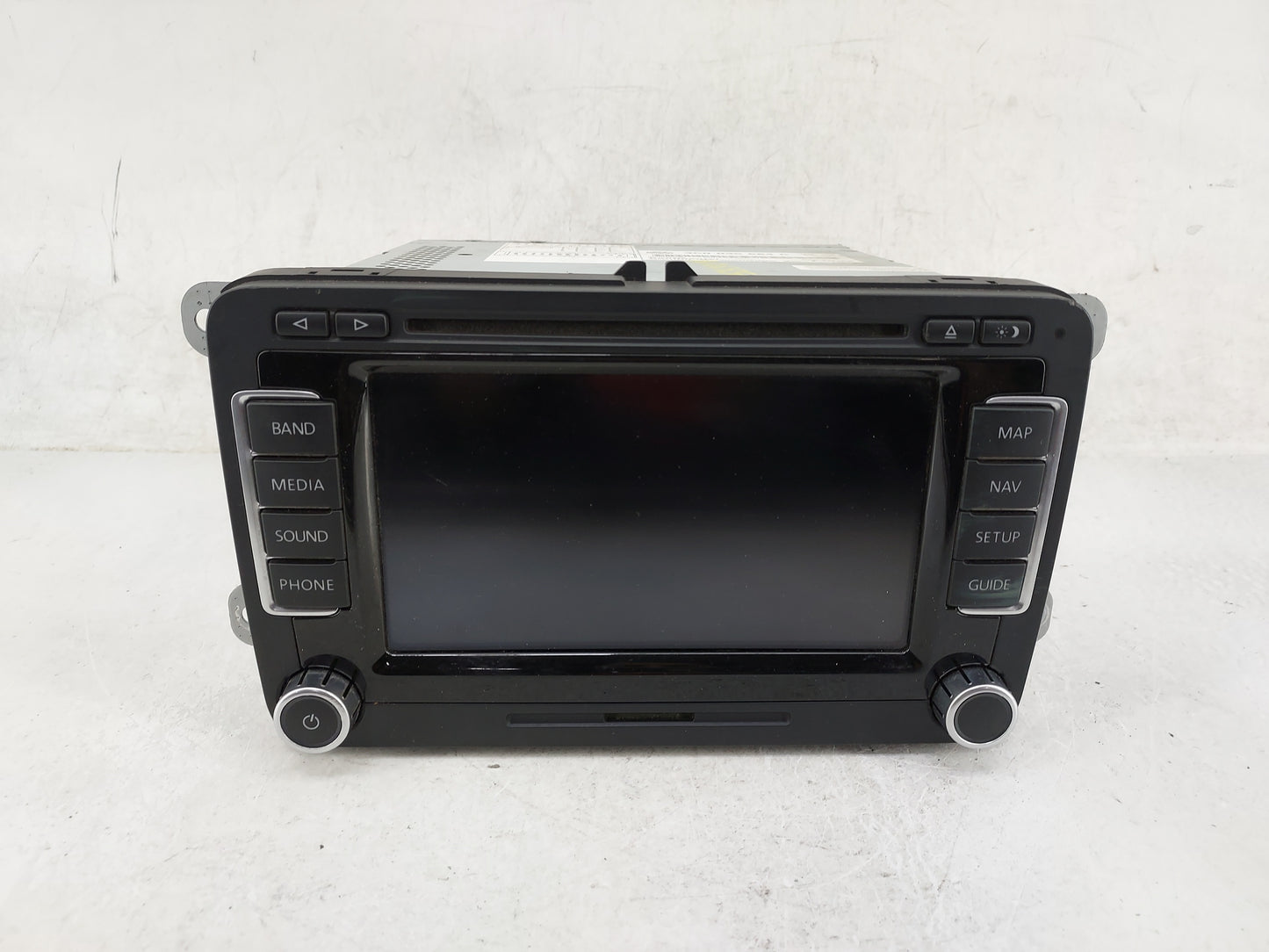 2009-2017 Volkswagen Tiguan Radio AM FM Cd Player Receiver Replacement P/N:3C0035684C A2C53413512 Fits OEM Used Auto Parts -
