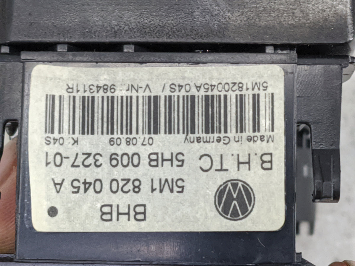 2010-2011 Volkswagen Tiguan Climate Control Module Temperature AC/Heater Replacement P/N:5M1820045A 5HB00932701 Fits OEM Use