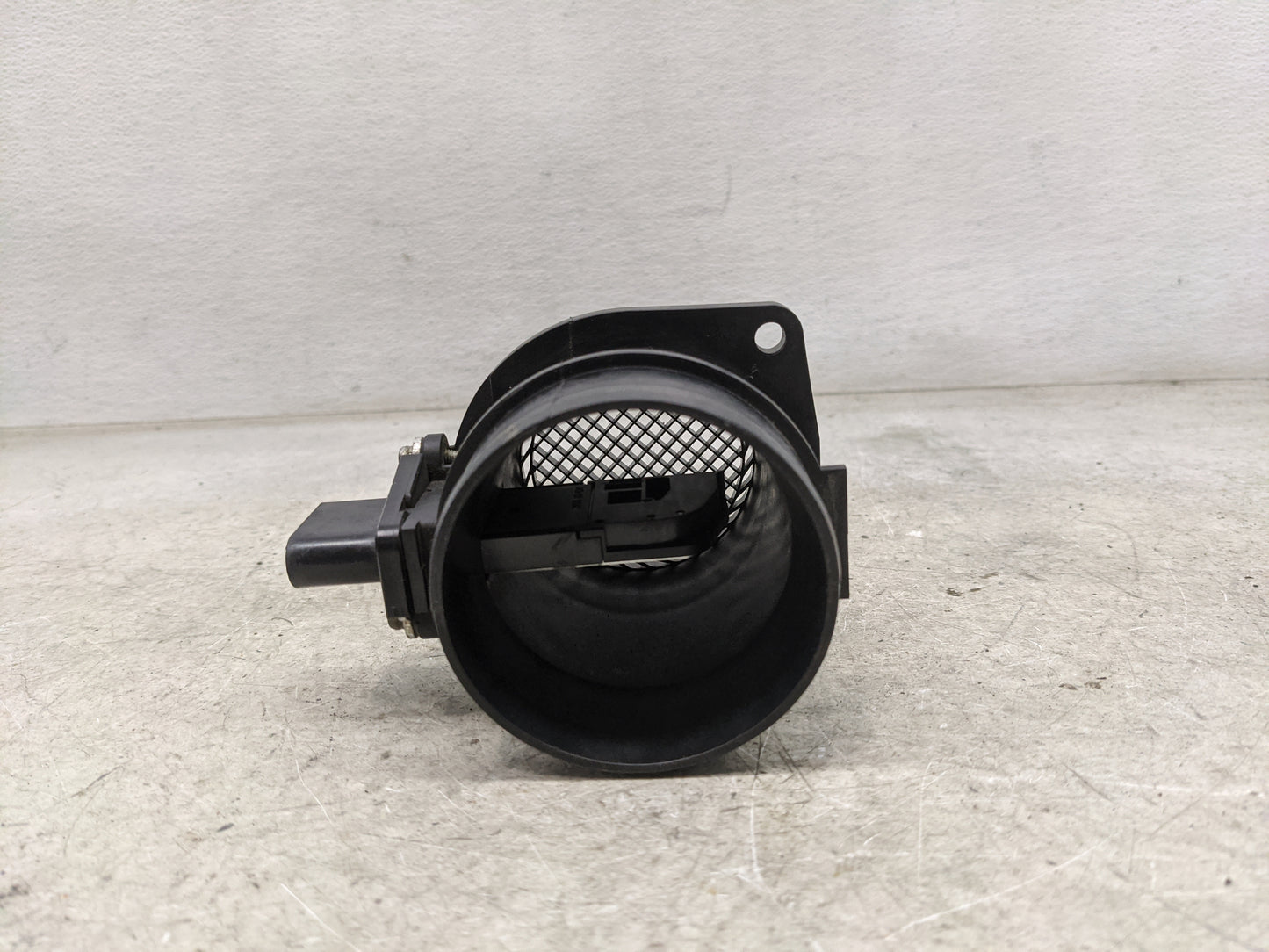 2009-2018 Volkswagen Tiguan Mass Air Flow Meter Maf 1485502 - Oemusedautoparts1.com