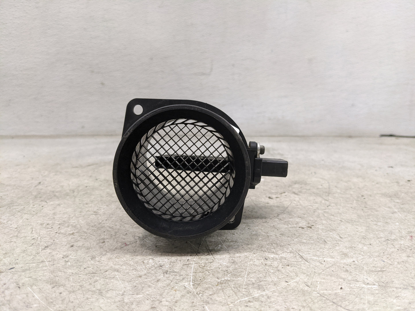 2009-2018 Volkswagen Tiguan Mass Air Flow Meter Maf 1485502 - Oemusedautoparts1.com