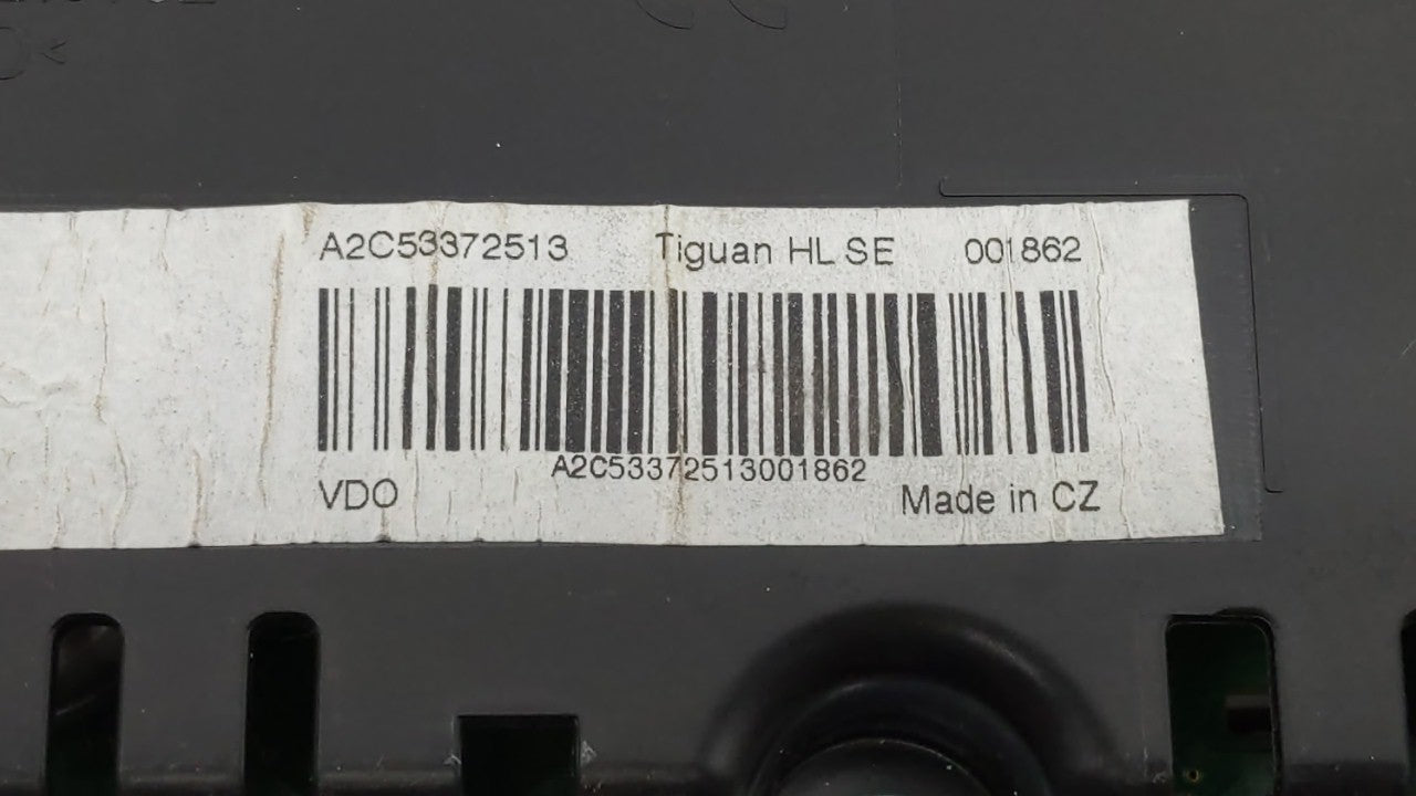 2010 Volkswagen Tiguan Instrument Cluster Speedometer Gauges P/N:5N0920961A 5N0920971A Fits OEM Used Auto Parts - Oemusedaut
