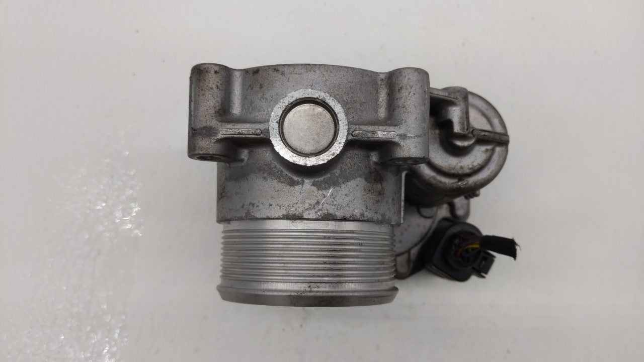 2009-2018 Volkswagen Tiguan Throttle Body P/N:E8-2103-0-09305-00485 06F 133 062 E Fits OEM Used Auto Parts - Oemusedautopart