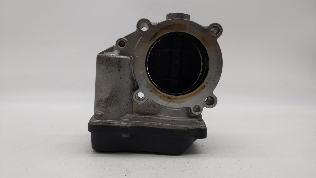2009-2018 Volkswagen Tiguan Throttle Body P/N:E8-2103-0-09305-00485 06F 133 062 E Fits OEM Used Auto Parts - Oemusedautopart