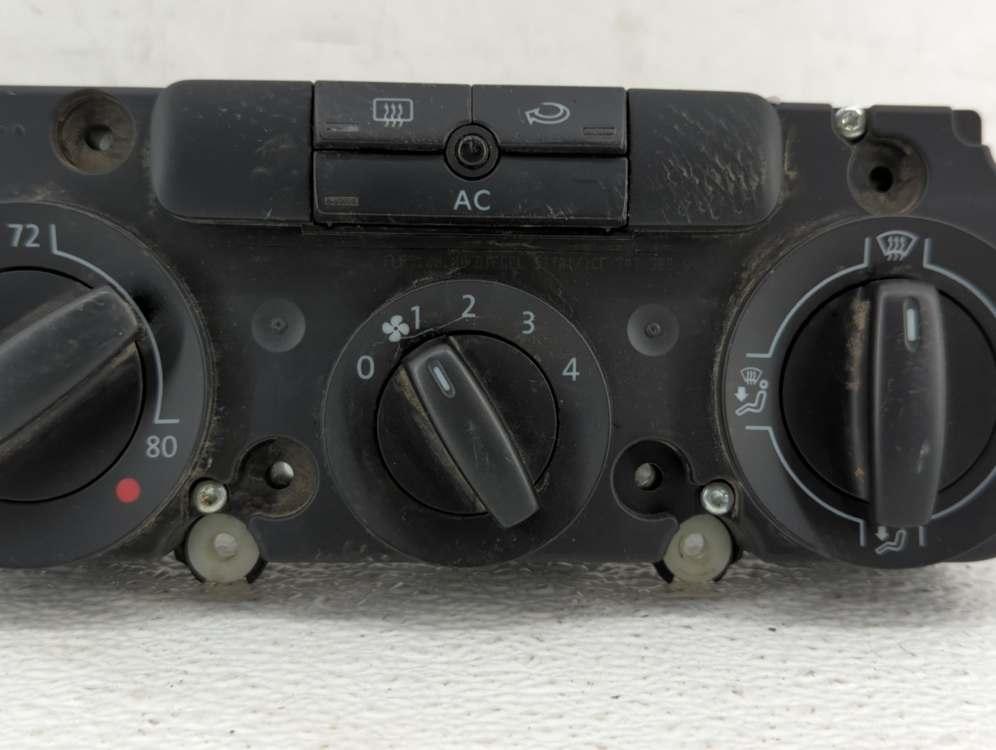 2010-2011 Volkswagen Tiguan Climate Control Module Temperature AC/Heater Replacement P/N:5HB 010 272 7N0 907 426AB Fits OEM 