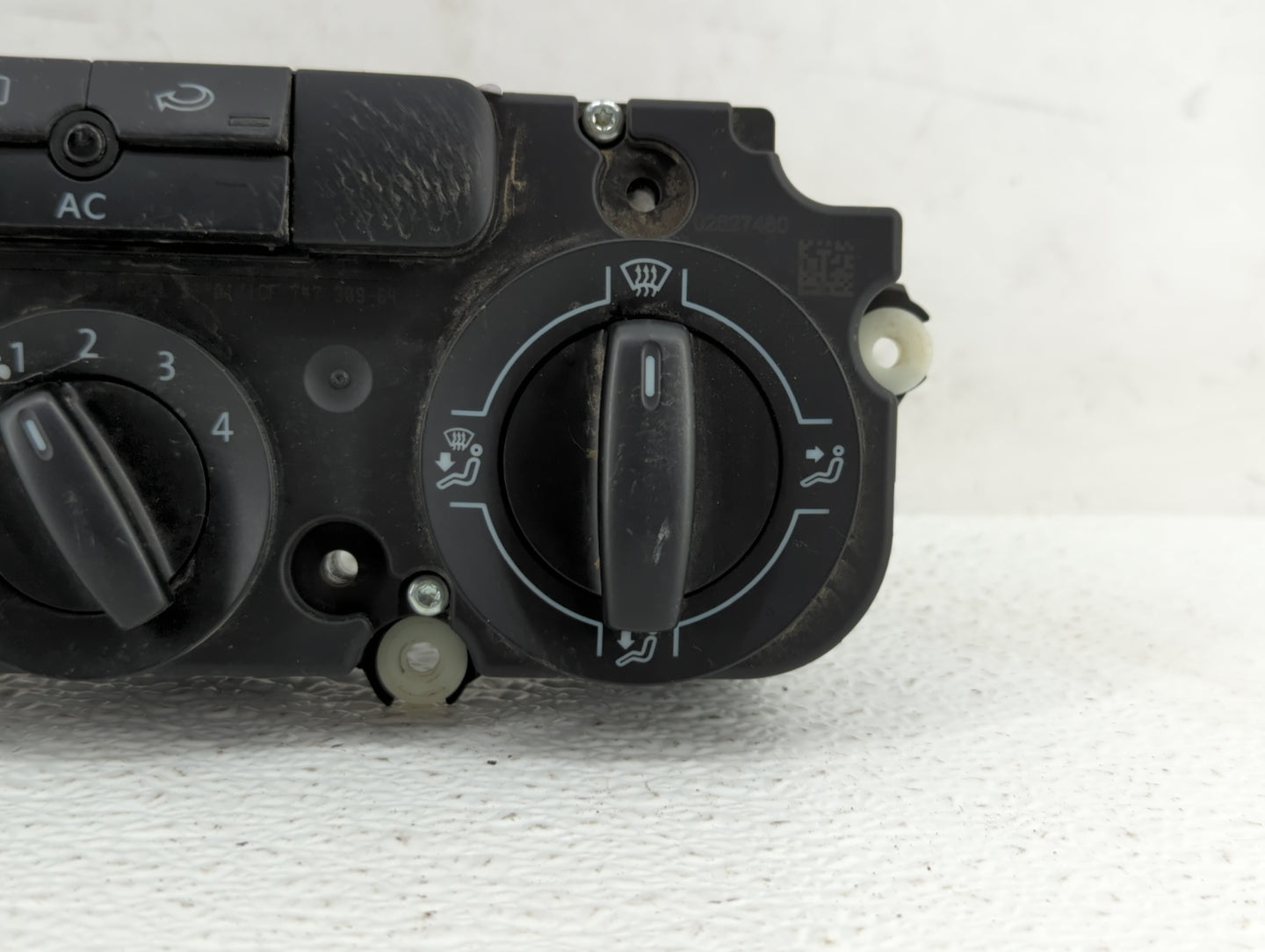 2010-2011 Volkswagen Tiguan Climate Control Module Temperature AC/Heater Replacement P/N:5HB 010 272 7N0 907 426AB Fits OEM 