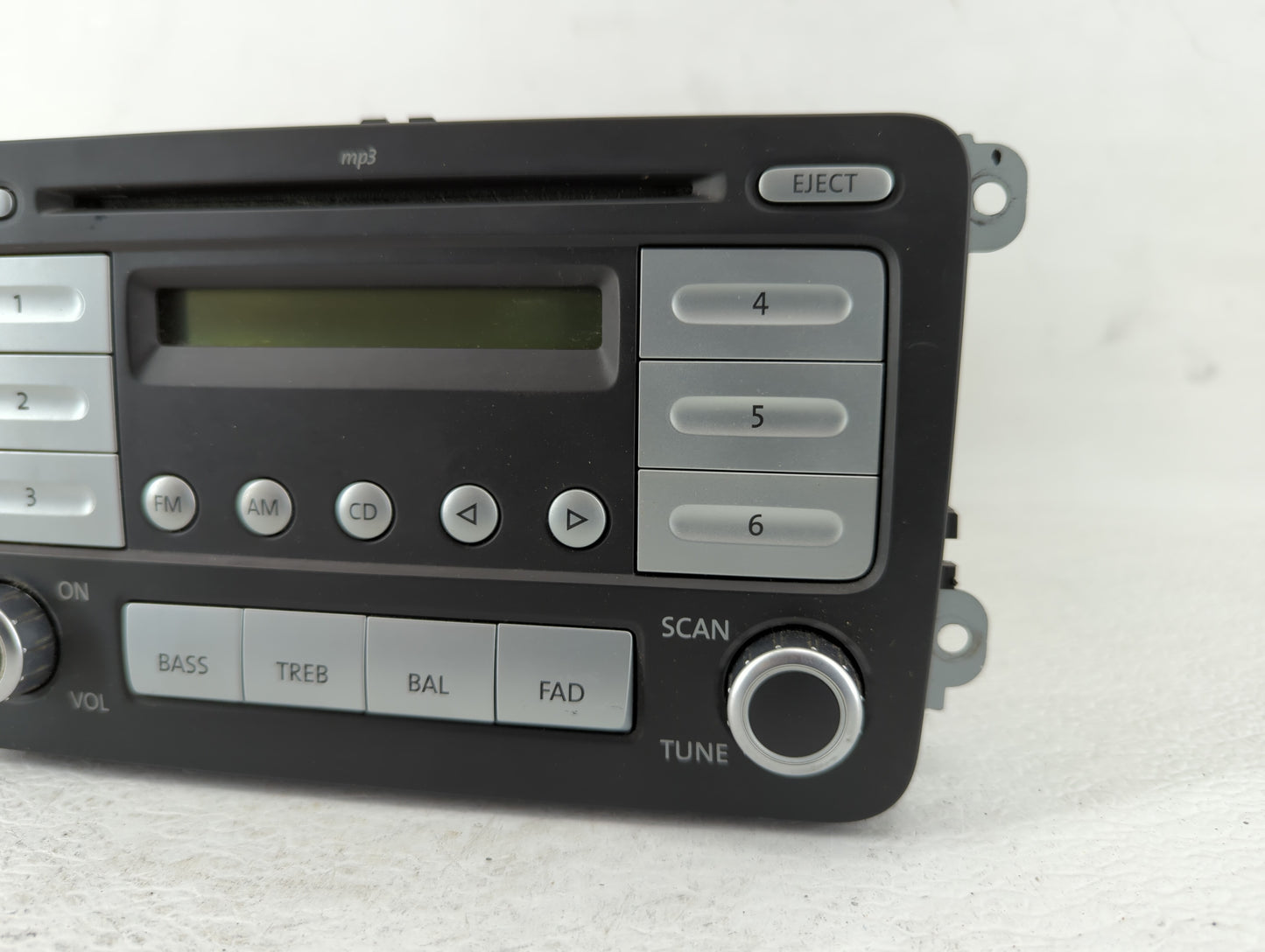 2009-2017 Volkswagen Tiguan Radio AM FM Cd Player Receiver Replacement P/N:5N0 035 164 D 1K0 035 161 D Fits OEM Used Auto Pa