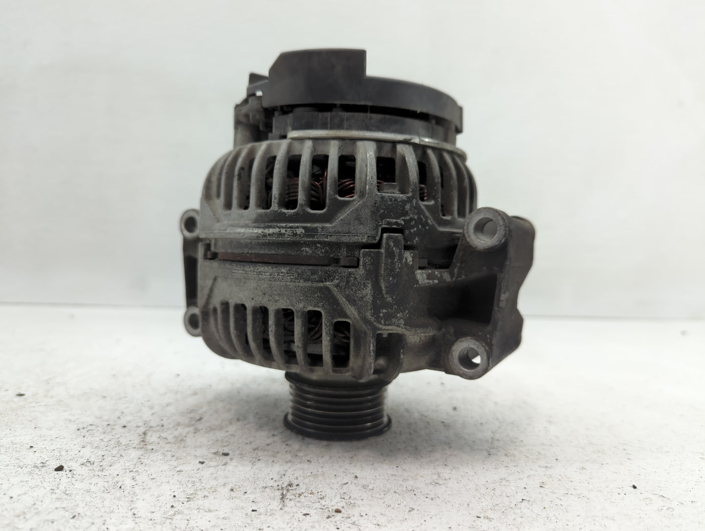 2009-2018 Volkswagen Tiguan Alternator Replacement Generator Charging Assembly Engine OEM P/N:06B 903 016AB Fits OEM Used Au