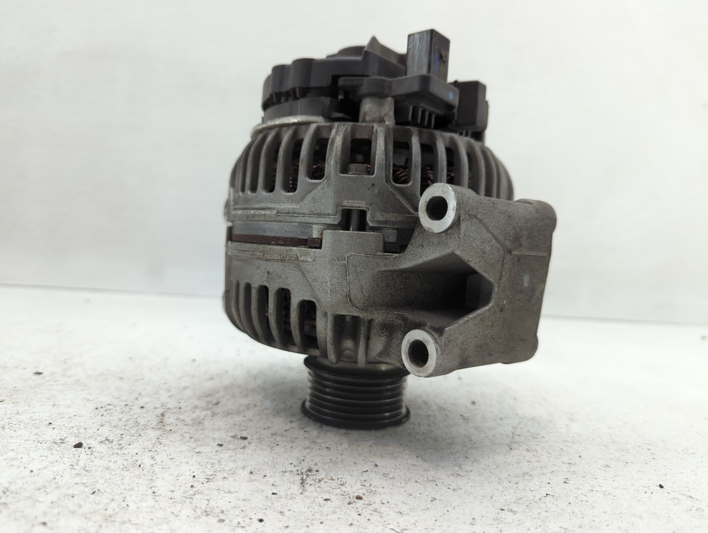 2009-2018 Volkswagen Tiguan Alternator Replacement Generator Charging Assembly Engine OEM P/N:06B 903 016AB Fits OEM Used Au