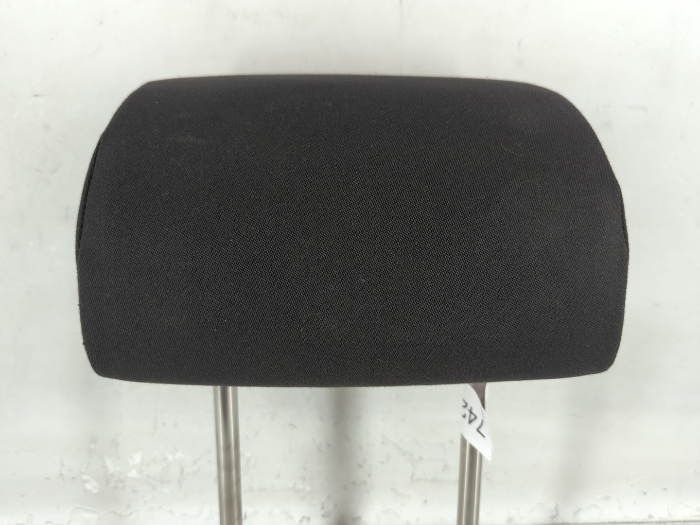 2009-2014 Volkswagen Tiguan Headrest Head Rest Front Driver Passenger Seat Fits Fits 2009 2010 2011 2012 2013 2014 OEM Used 