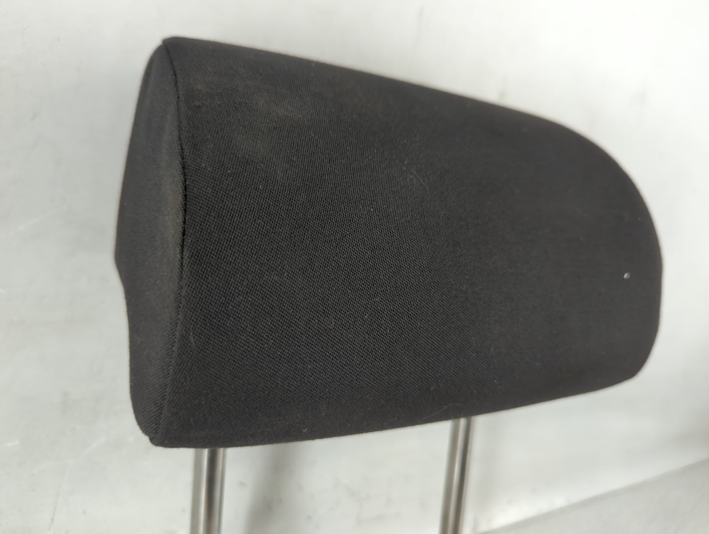 Volkswagen Tiguan Headrest Head Rest Front Driver Passenger Seat Black - Oemusedautoparts1.com