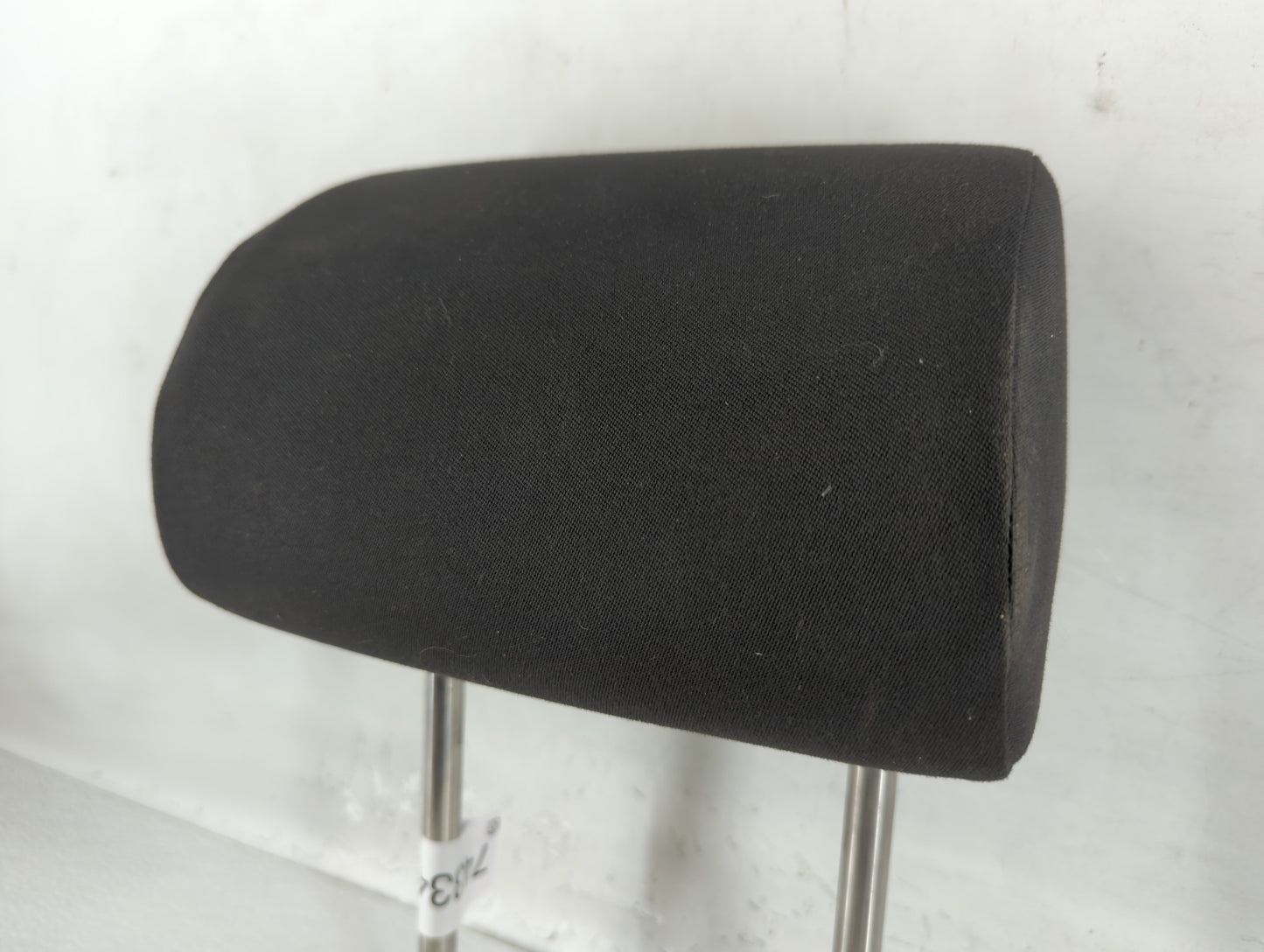 Volkswagen Tiguan Headrest Head Rest Front Driver Passenger Seat Black - Oemusedautoparts1.com