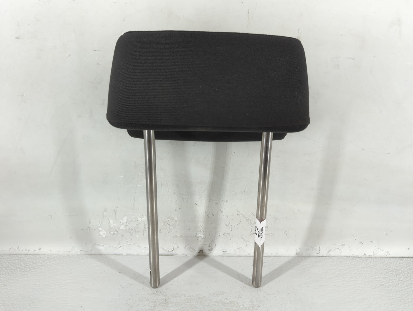 Volkswagen Tiguan Headrest Head Rest Front Driver Passenger Seat Black - Oemusedautoparts1.com