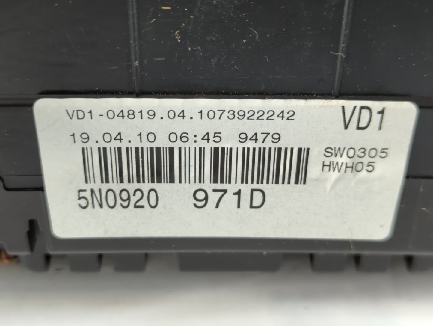 2010 Volkswagen Tiguan Instrument Cluster Speedometer Gauges P/N:5N0920 971D Fits OEM Used Auto Parts - Oemusedautoparts1.co
