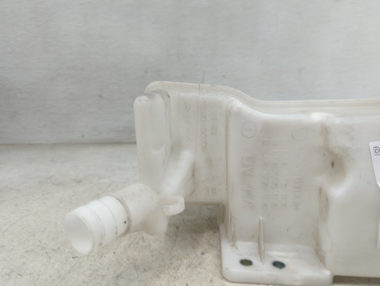 2010 Volkswagen Touran Windshield Washer Fluid Reservoir Bottle Oem - Oemusedautoparts1.com