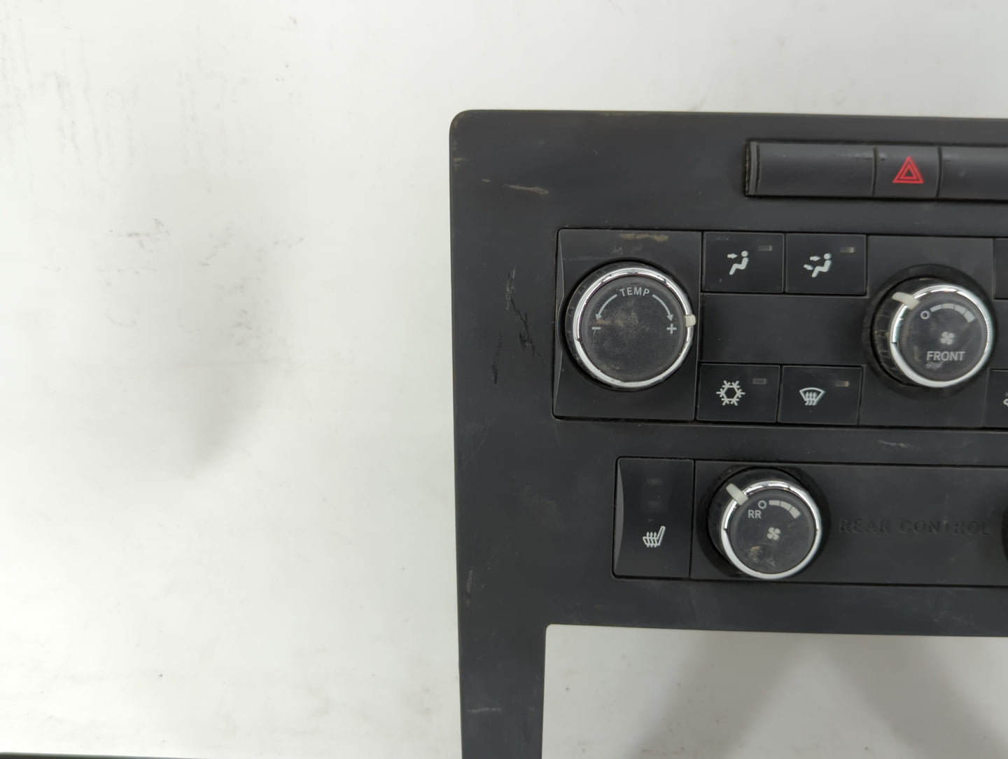 Volkswagen Routan Radio Control Panel - Oemusedautoparts1.com