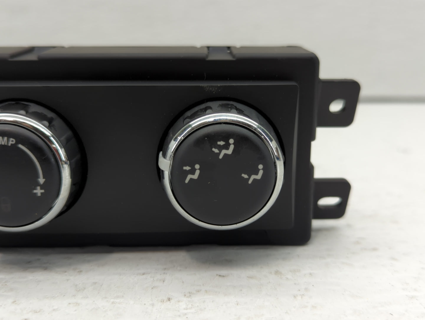 2010 Volkswagon Routan Climate Control Module Temperature AC/Heater Replacement P/N:55111896AC 55111896AB Fits OEM Used Auto
