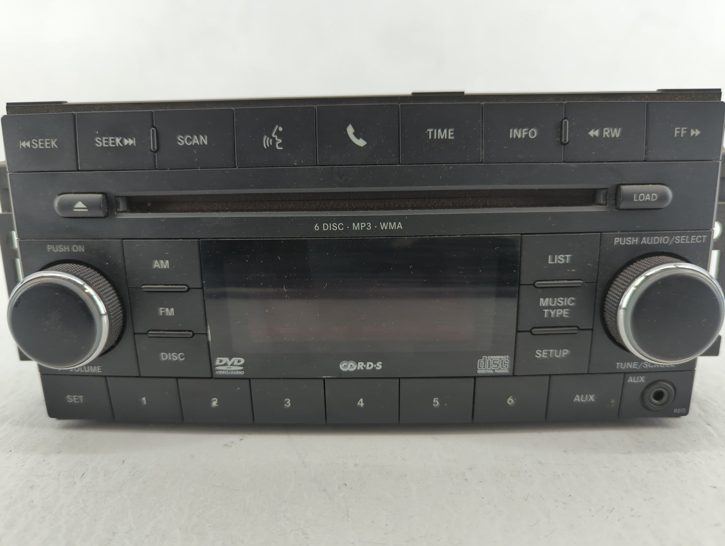 2009-2011 Volkswagen Routan Am Fm Cd Player Radio Receiver - Oemusedautoparts1.com