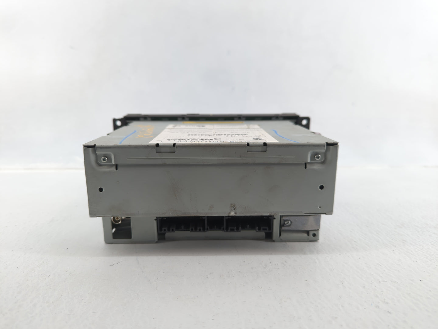 2009-2011 Volkswagen Routan Am Fm Cd Player Radio Receiver - Oemusedautoparts1.com