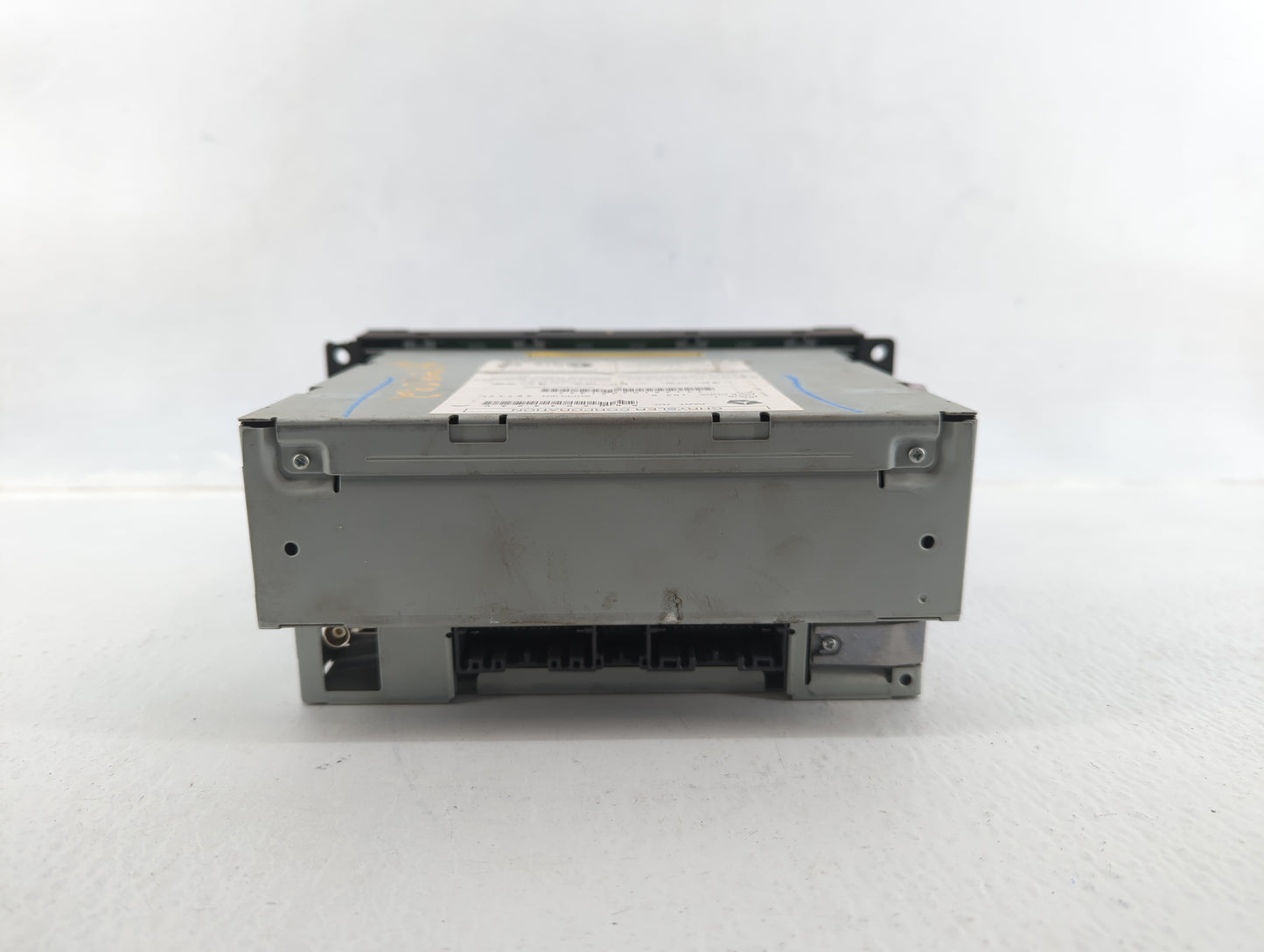 2009-2011 Volkswagen Routan Am Fm Cd Player Radio Receiver - Oemusedautoparts1.com