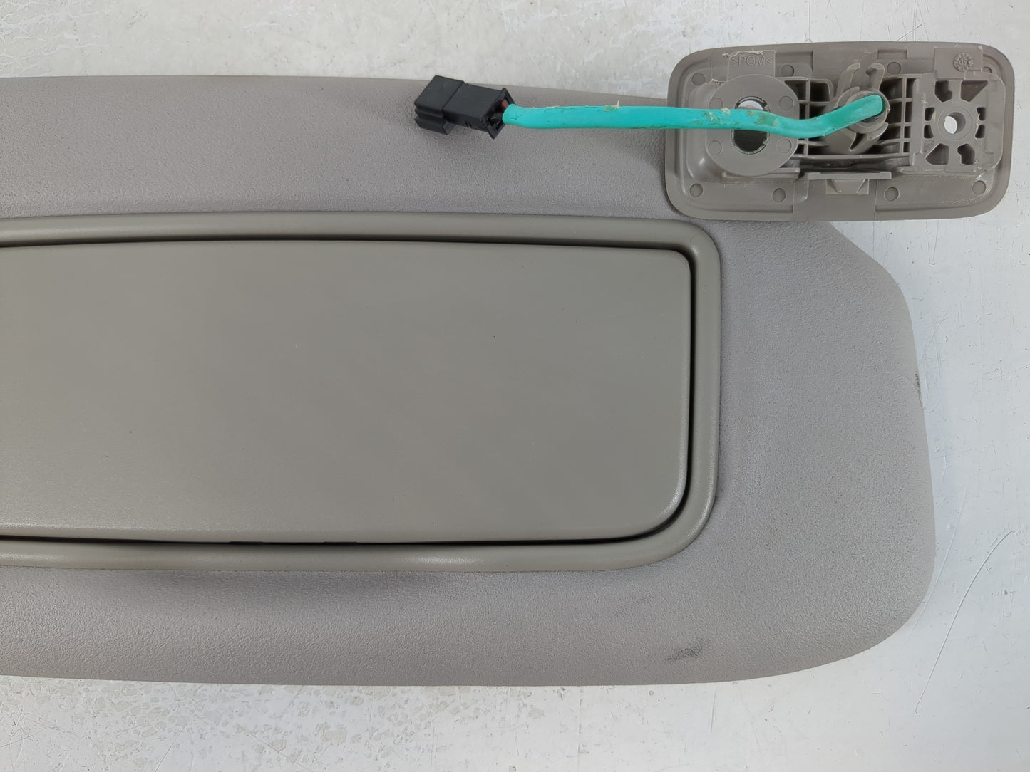 2010 Volvo V40 Sun Visor Shade Replacement Passenger Right Mirror Fits Fits 2007 2008 2009 2011 OEM Used Auto Parts - Oemuse