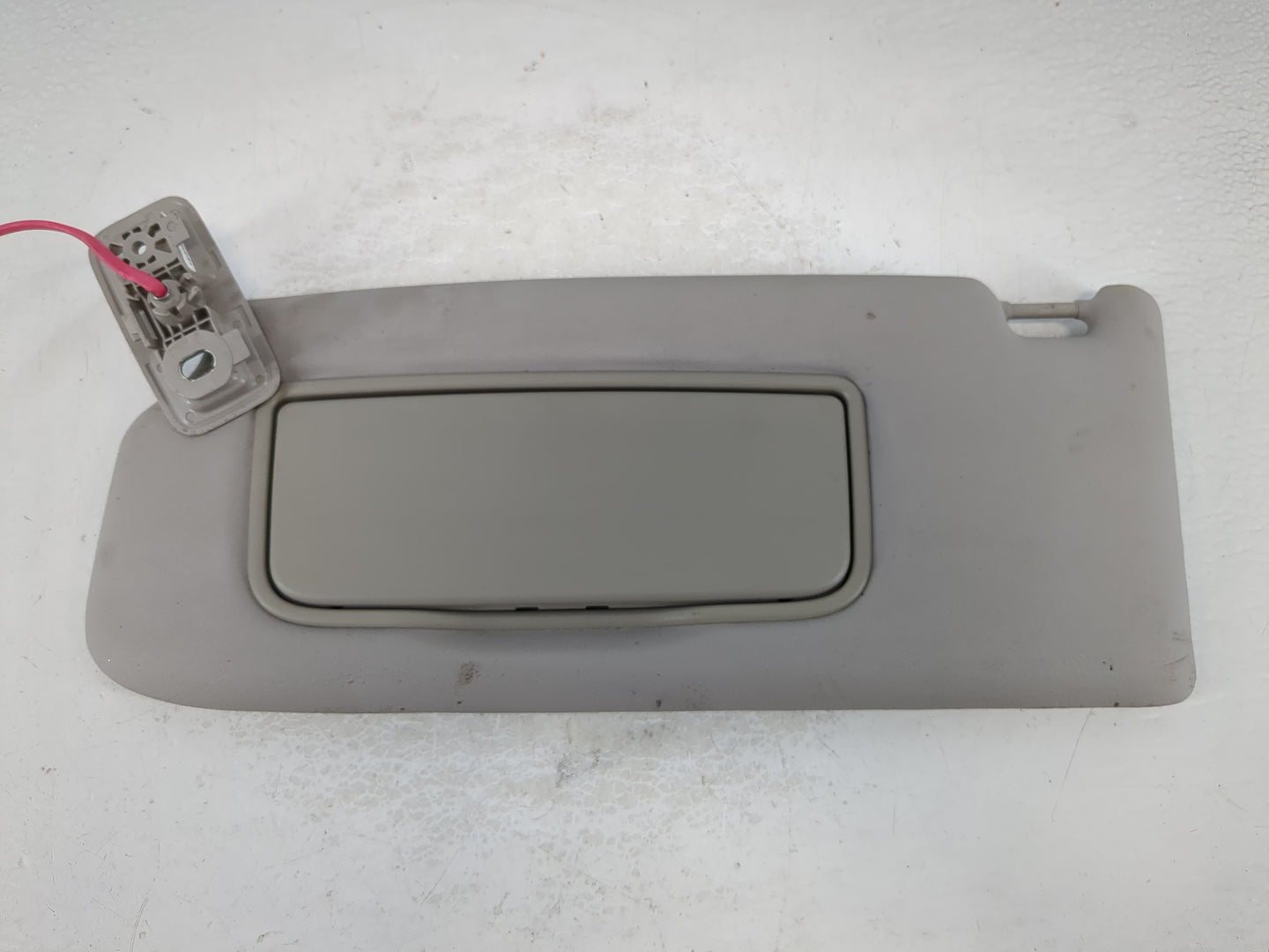 2010 Volvo V40 Sun Visor Shade Replacement Driver Left Mirror Fits Fits 2007 2008 2009 2011 OEM Used Auto Parts - Oemusedaut
