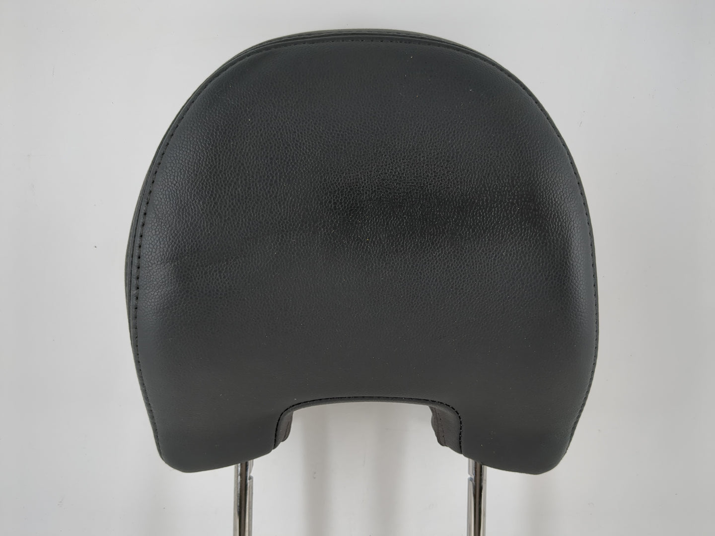 2004 Volvo V40 Headrest Head Rest Front Driver Passenger Seat Fits Fits 2005 2006 2007 2008 2009 2010 2011 OEM Used Auto Par