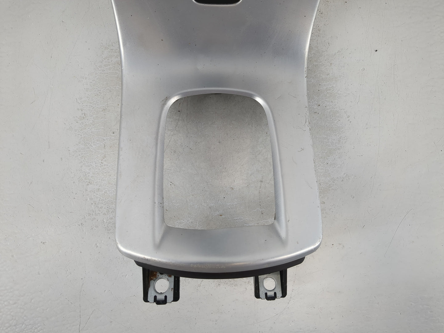 2010 Volvo V40 Radio AM FM Cd Player Receiver Replacement Fits Fits 2011 2012 2013 OEM Used Auto Parts - Oemusedautoparts1.c