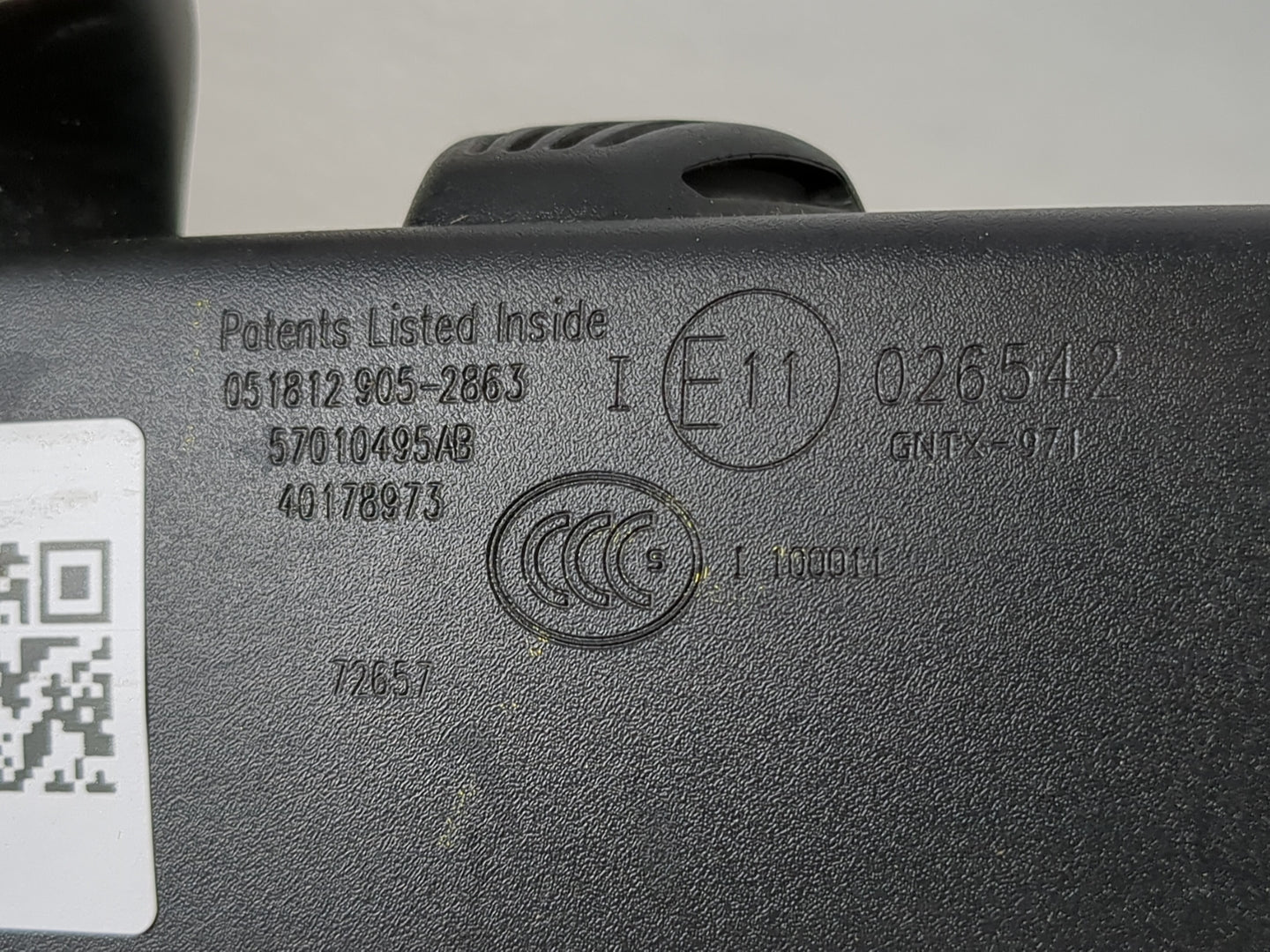 2010 Volvo V40 Interior Rear View Mirror Replacement OEM P/N:E11026542 Fits Fits 2008 2009 2011 2012 2013 OEM Used Auto Part