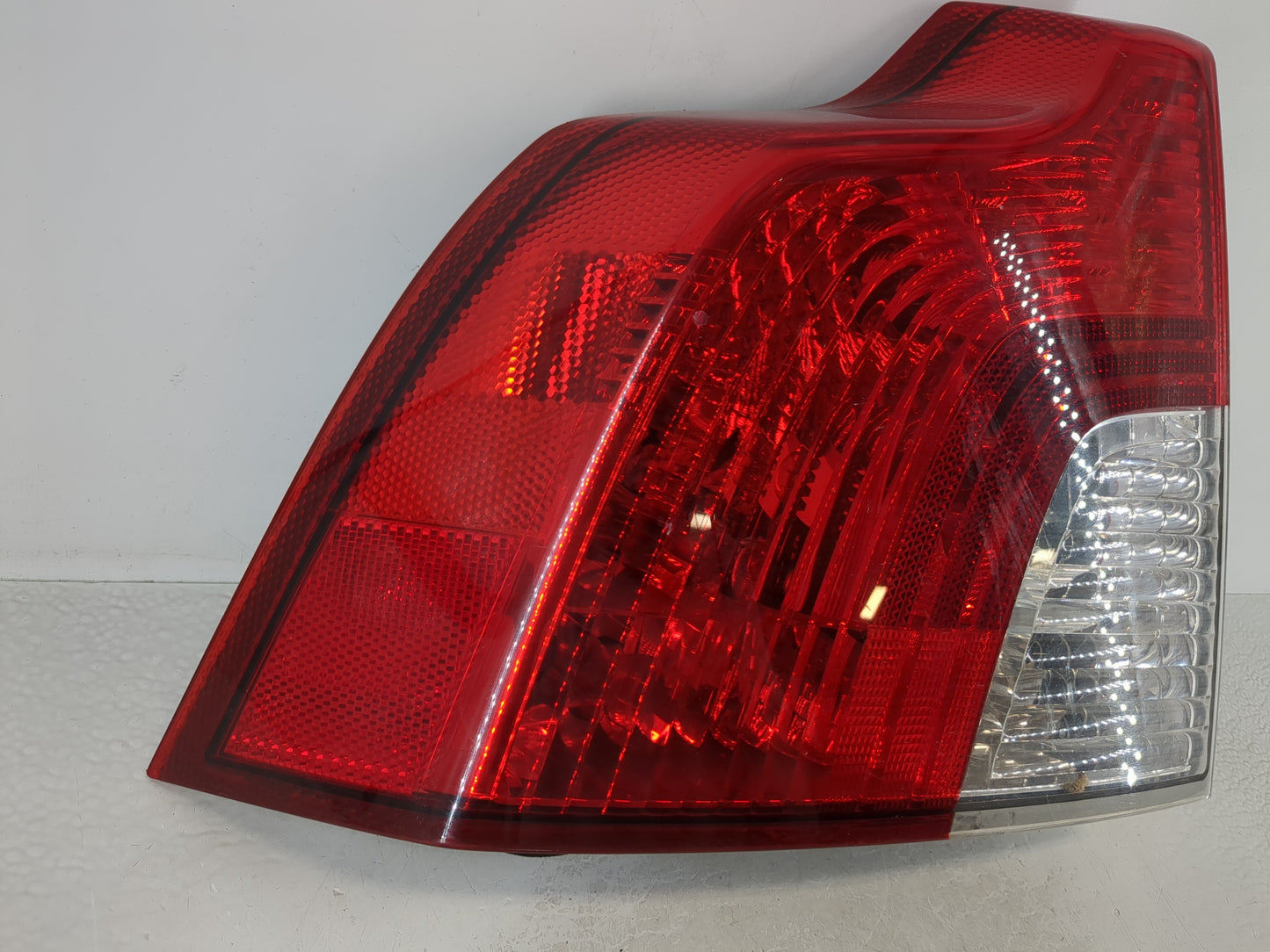 2010 Volvo V40 Tail Light Assembly Driver Left OEM P/N:30744537 Fits Fits 2008 2009 2011 OEM Used Auto Parts - Oemusedautopa